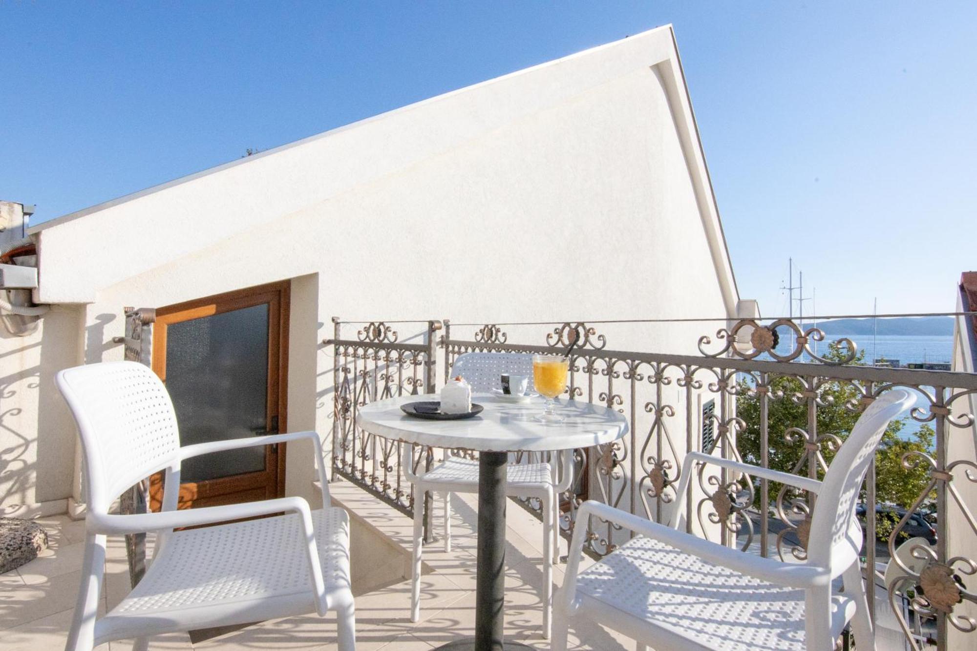 Bed & Breakfast Portun In The Center Baska Voda Ngoại thất bức ảnh