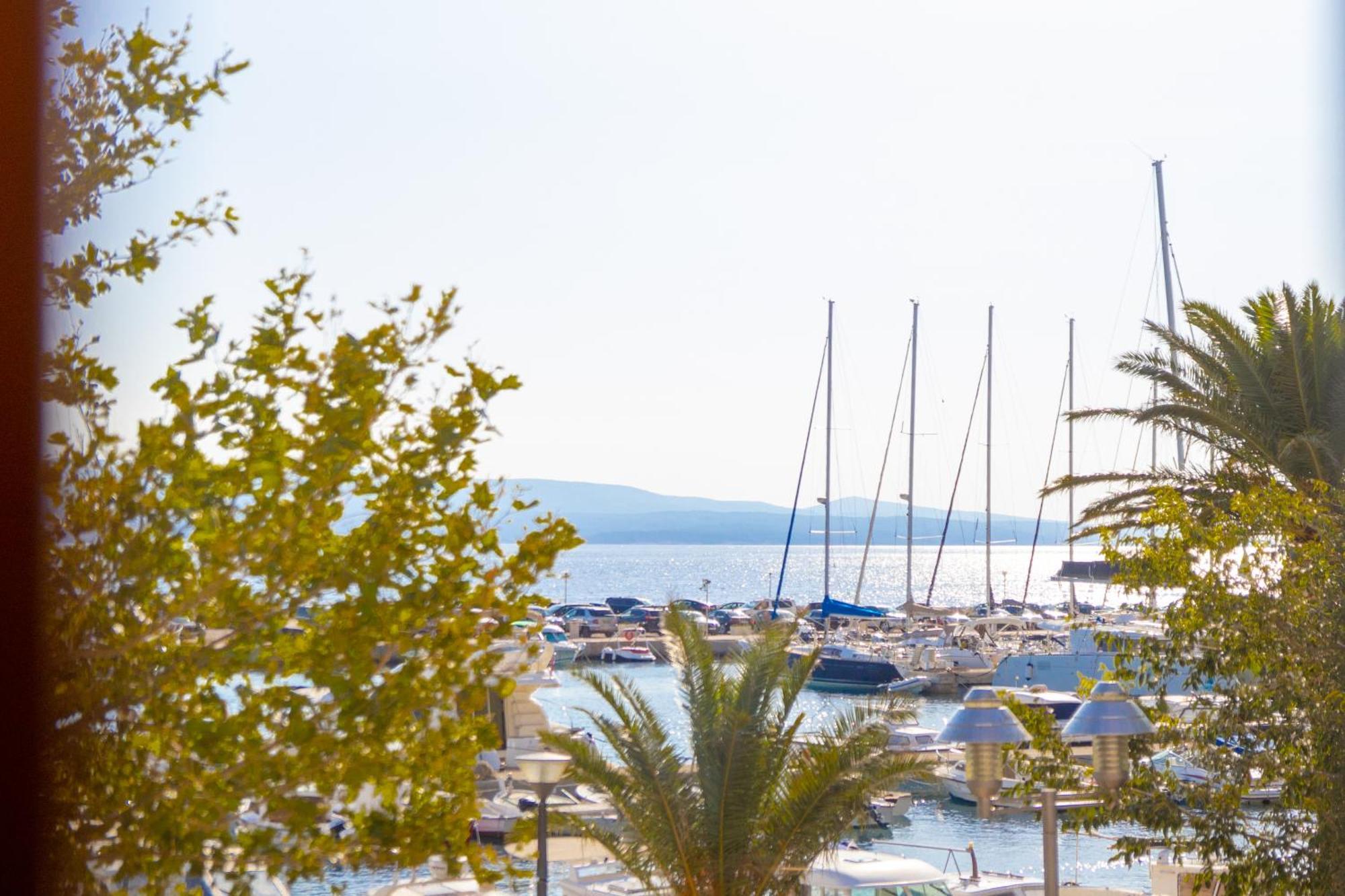 Bed & Breakfast Portun In The Center Baska Voda Ngoại thất bức ảnh