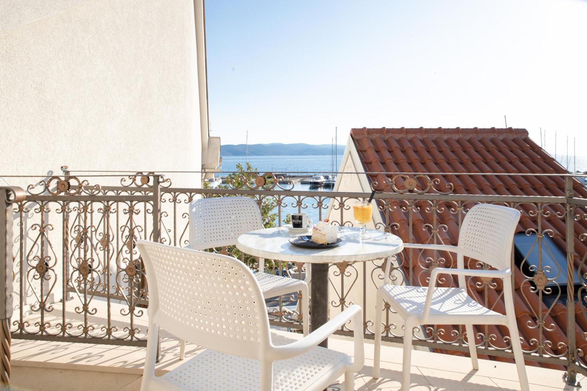 Bed & Breakfast Portun In The Center Baska Voda Ngoại thất bức ảnh